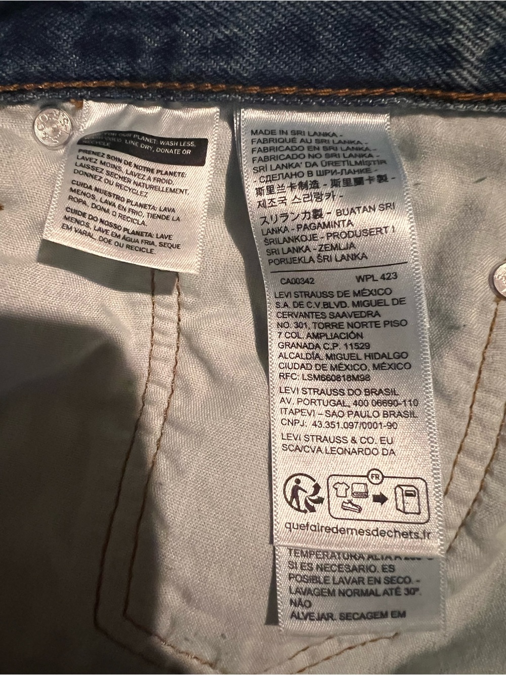 Levi's Light Blue Denim Mini Skirt with Frayed Hem - Picture 5 of 5